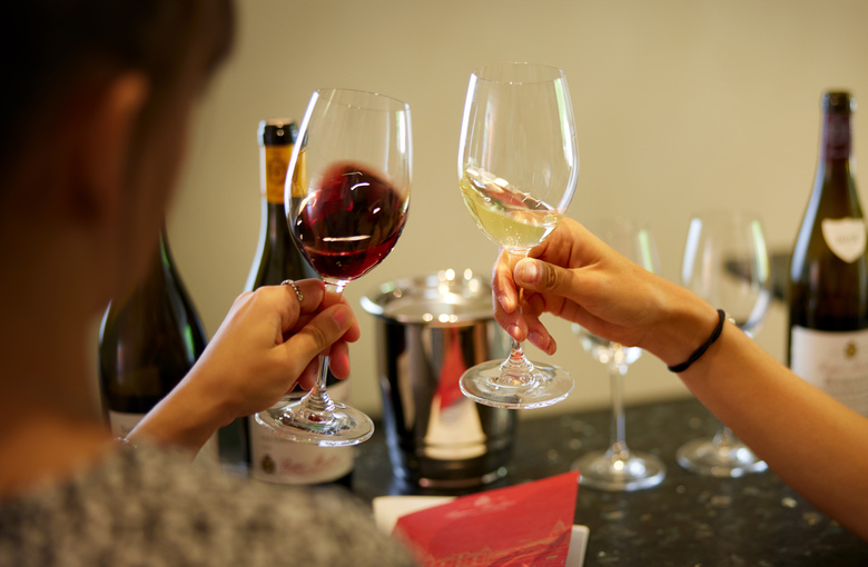 wine tasting Burgundy